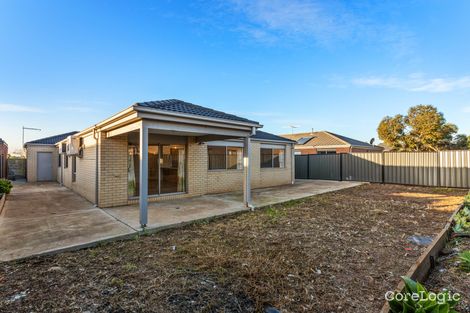 Property photo of 67 Kingbird Avenue Tarneit VIC 3029