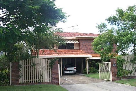 18 Annoula Ave, Biggera Waters, QLD 4216