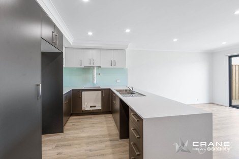 Property photo of 6 Pippen Loop Deanside VIC 3336