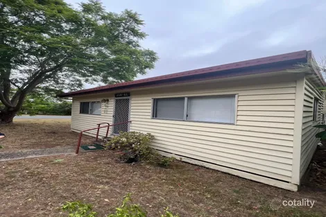 127 Mocatta St, Goombungee, QLD 4354