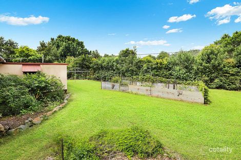 8 Carruthers Rd, West Woombye, QLD 4559