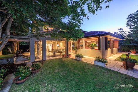 Property photo of 16 Jarvis Place Arundel QLD 4214