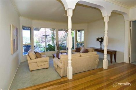 Property photo of 8 Laurel Hill Drive Eltham North VIC 3095
