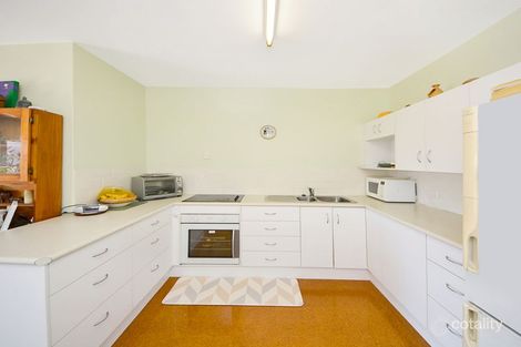 Property photo of 2/124 Victoria Parade Rockhampton City QLD 4700