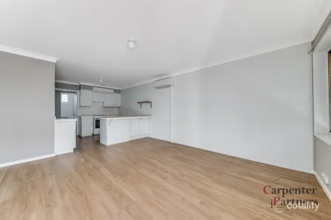 Property photo of 2/361 Thirlmere Way Thirlmere NSW 2572
