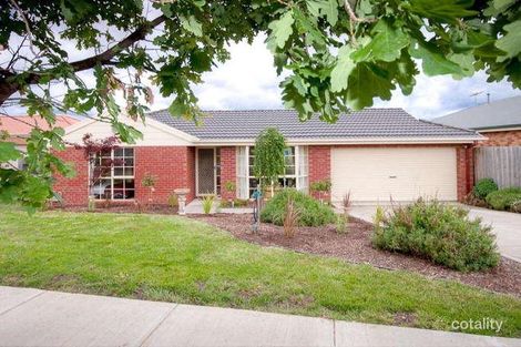 Property photo of 12 Hilltop Way Gisborne VIC 3437