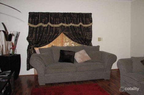 Property photo of 17 Park Avenue Emerald QLD 4720