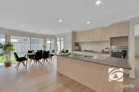 Property photo of 6 Crane Street Berwick VIC 3806