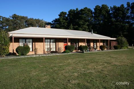 Property photo of 5 Echidna Lane Gisborne VIC 3437