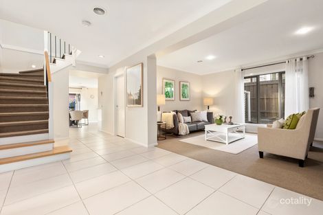 Property photo of 10 Jellicoe Street Box Hill South VIC 3128