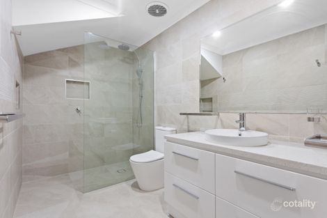 Property photo of 2/53A Coorigil Road Carnegie VIC 3163