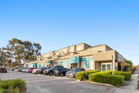 8/3 Gourlay Rd, Hillside, VIC 3037