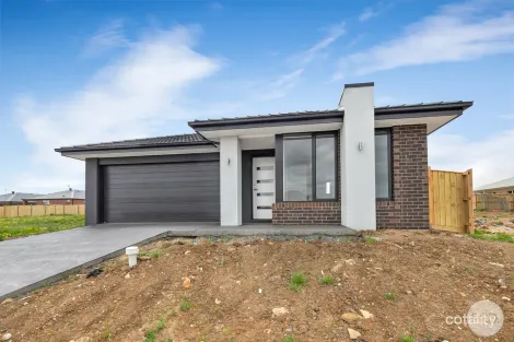 8 Aspen St, Winter Valley, VIC 3358