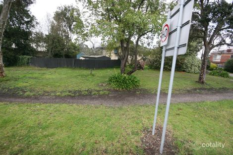 Property photo of 208 Yarra Road Croydon North VIC 3136