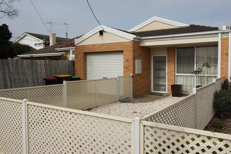 Property photo of 2/24 Chelsea Road Chelsea VIC 3196