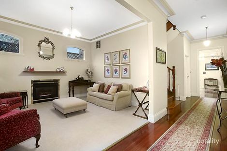 Property photo of 6 Loeman Street Essendon VIC 3040