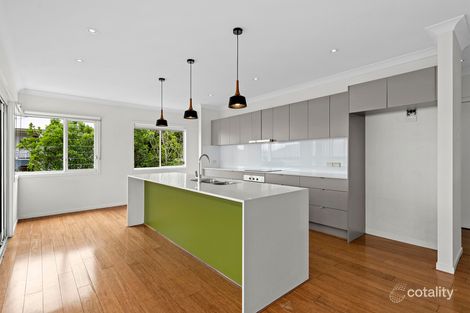 Property photo of 28 Weal Avenue Tarragindi QLD 4121