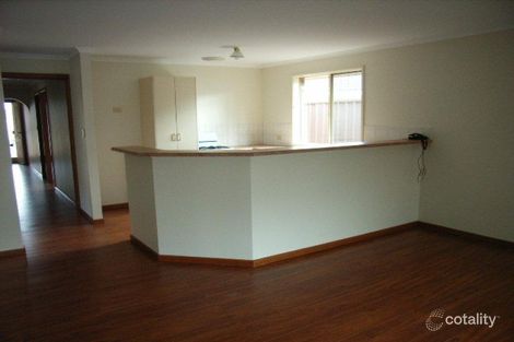 Property photo of 42 Brooks Circuit Woodcroft SA 5162