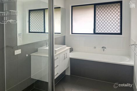 Property photo of 55 Spring Way Nikenbah QLD 4655