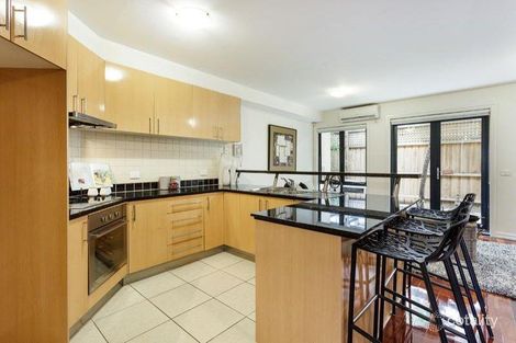 Property photo of 2/3 Kenilworth Parade Ivanhoe VIC 3079