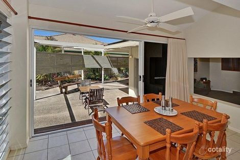 Property photo of 29 Admiralty Drive Alexandra Headland QLD 4572