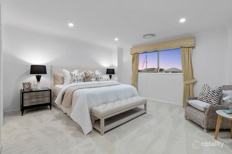 Property photo of 34 Lindsay Parade Paradise Point QLD 4216