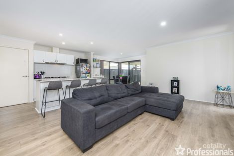 Property photo of 78 Bottlenose Circuit Waikiki WA 6169
