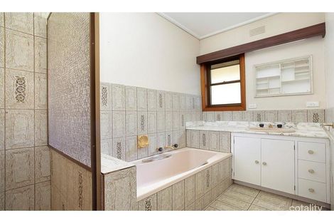 Property photo of 2/4 Highbury Avenue Hampton East VIC 3188