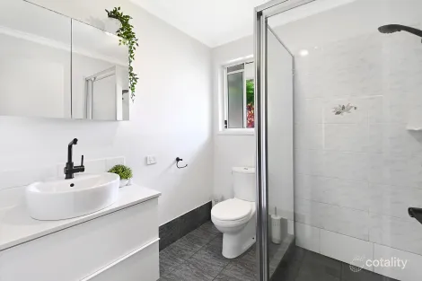 Property photo of 47 Daintree Drive Parkwood QLD 4214