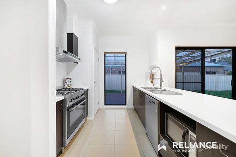 Property photo of 27 Home Road Point Cook VIC 3030