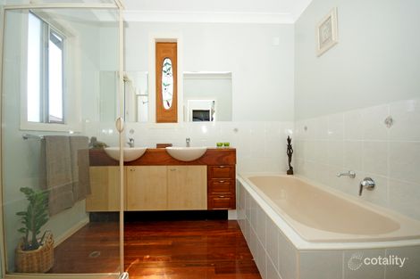Property photo of 4 Little Barron Street Gordon Park QLD 4031