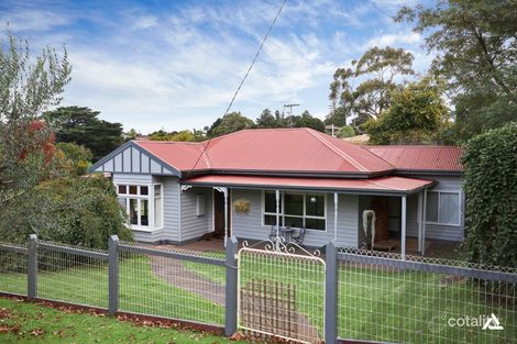 4 Montague Ave, Drouin, VIC 3818