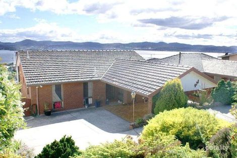 471 Churchill Ave, Sandy Bay, TAS 7005