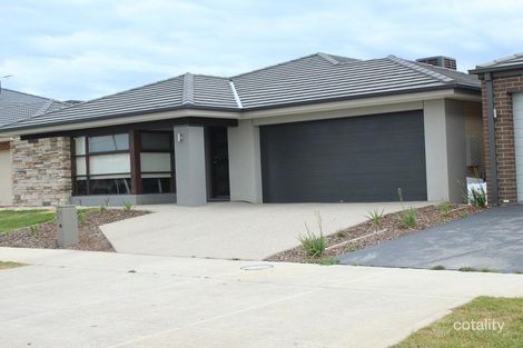 6 Pintail St, Williams Landing, VIC 3027