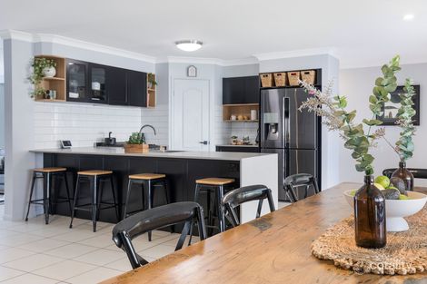 11 Fir Pl, Warner, QLD 4500