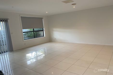 Property photo of 2/100 Pound Road Hampton Park VIC 3976