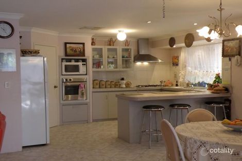 Property photo of 40 Star Bush Crescent Ellenbrook WA 6069