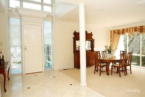 Property photo of 23 Huntingtower Crescent Mount Waverley VIC 3149