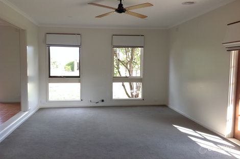 Property photo of 18 Jonathan Drive Darley VIC 3340