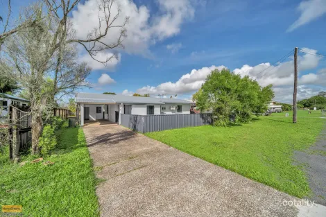 8 BATCHELOR ST, GOONDI BEND, QLD 4860