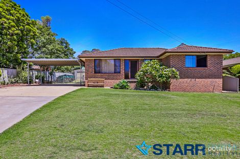 12 Mary St, The Oaks, NSW 2570