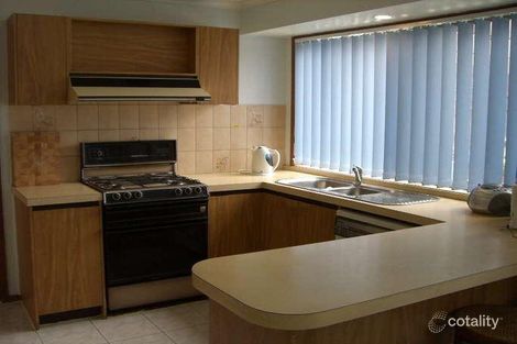 Property photo of 11 Fenton Court Keysborough VIC 3173