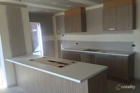 Property photo of 106 Linsell Boulevard Cranbourne East VIC 3977