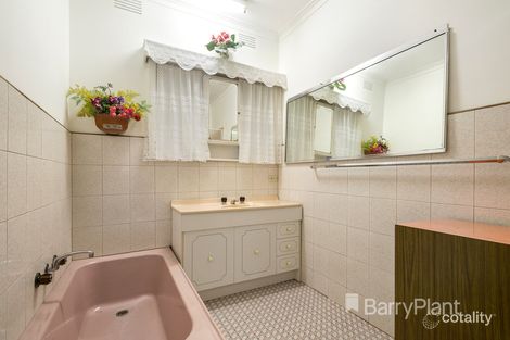 Property photo of 230 Thompsons Road Templestowe Lower VIC 3107