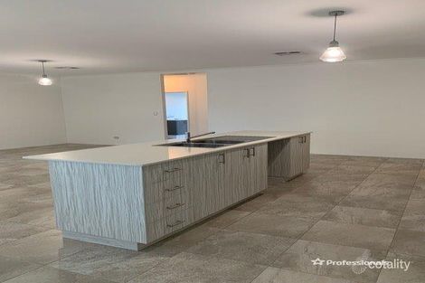 Property photo of 6 Carenza Link Aveley WA 6069