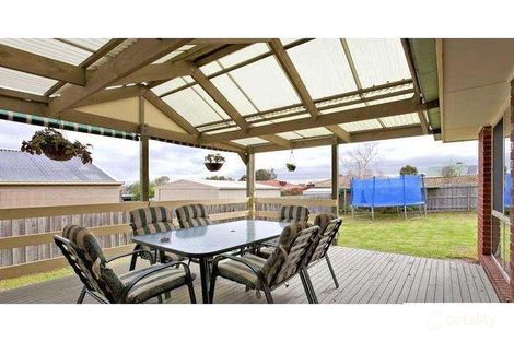 Property photo of 70 Homestead Road Berwick VIC 3806