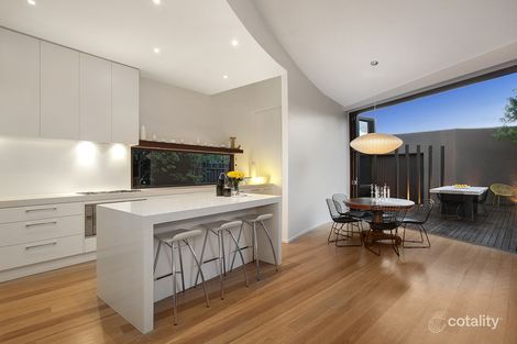 Property photo of 32 Hastings Road Hawthorn East VIC 3123