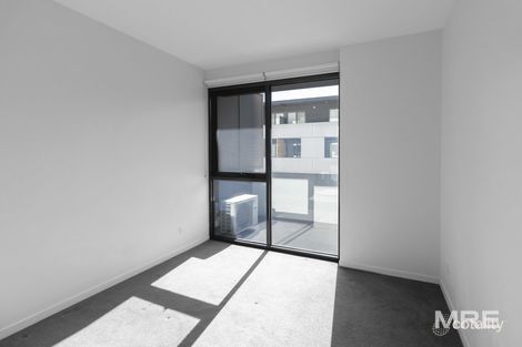 Property photo of 211/660 Blackburn Road Notting Hill VIC 3168