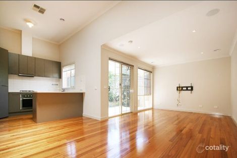 Property photo of 2/4 Warnes Road Mitcham VIC 3132