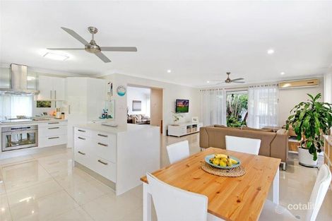 Property photo of 60 Boomerang Crescent Bundall QLD 4217